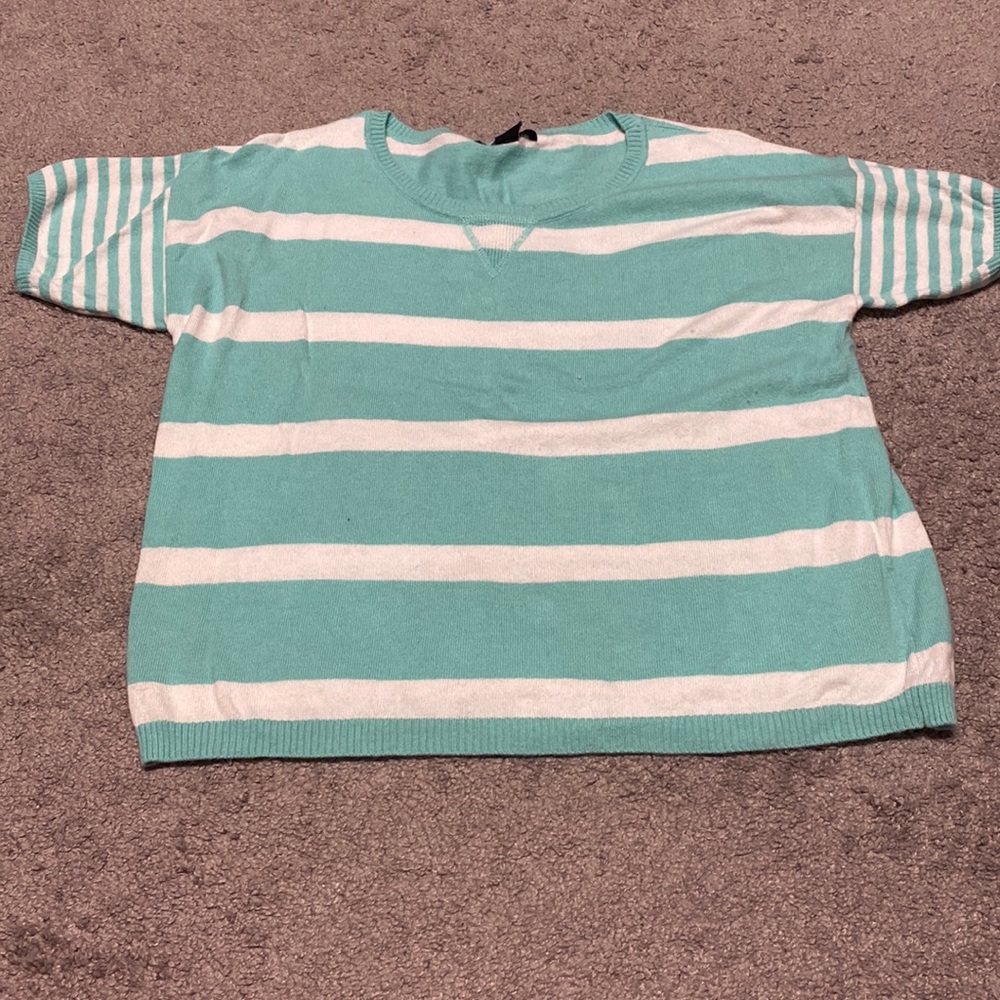 F21 Sweater Shirt
